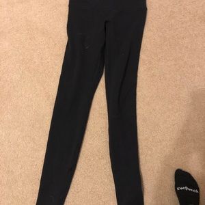 Lululemon size 4 leggings